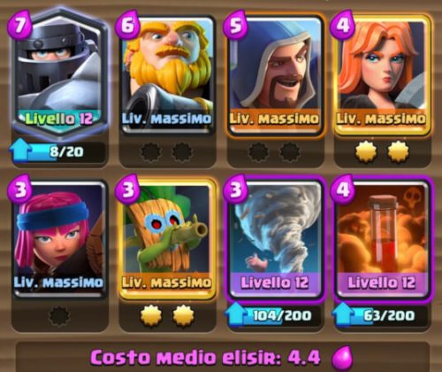 Climb the ladder with the best Clash Royale decks by arena